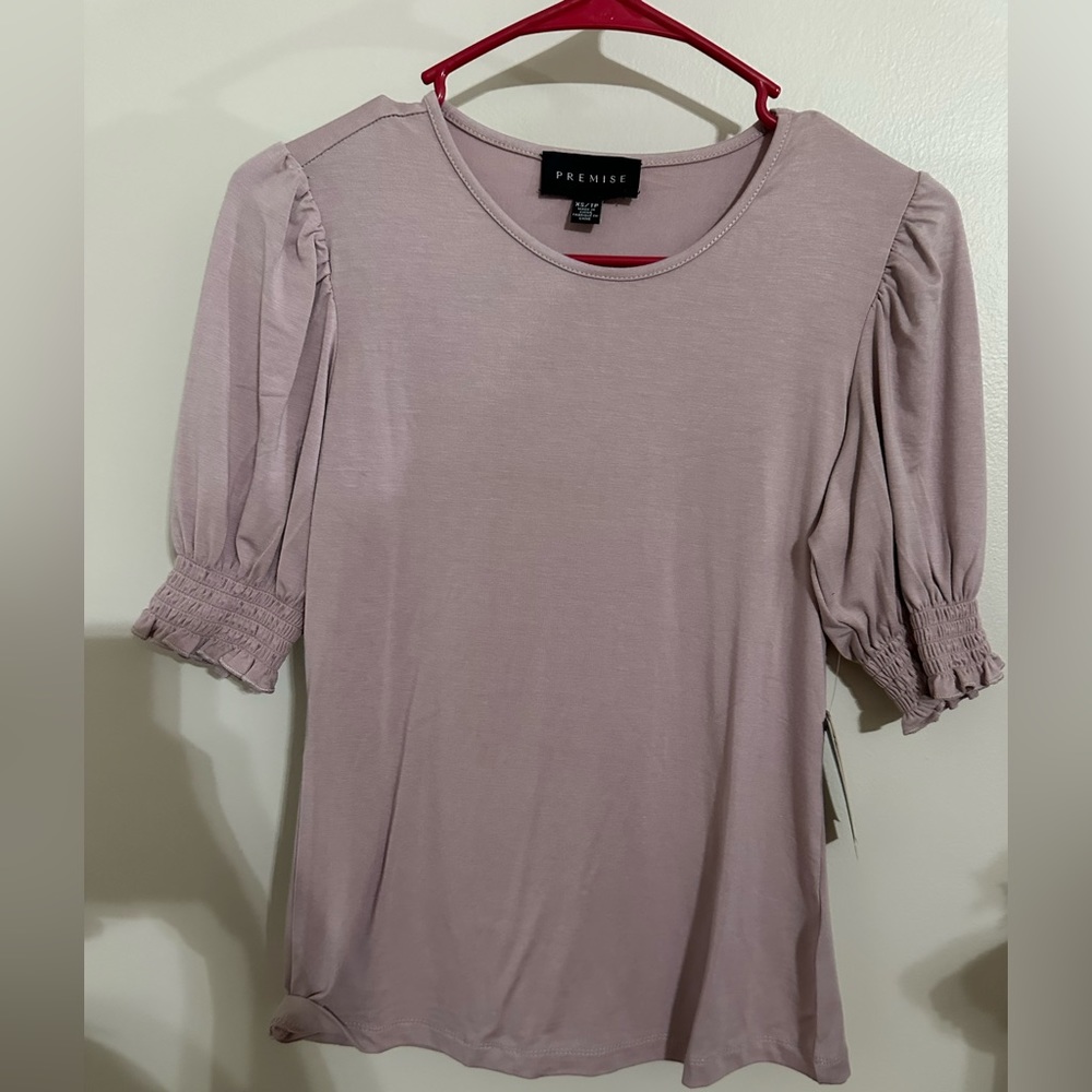 NWT- Blush colored top. XS. Short sleeve. Blush color